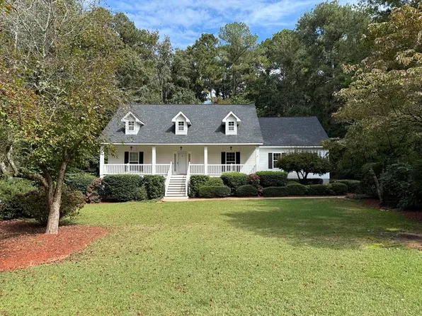 101 Broken Ridge Dr, Greenwood, SC 29646