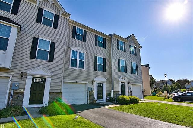 1st image of 9 Pink Rose Ln