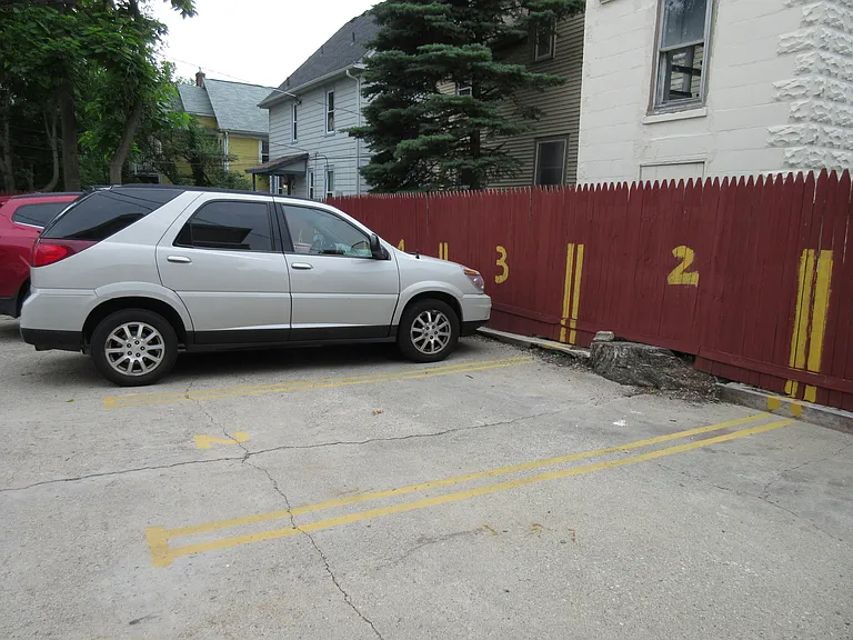 512 Packard St — Photo 6
