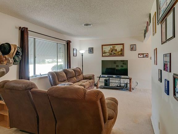 4th image of 3788 N Hills Ct