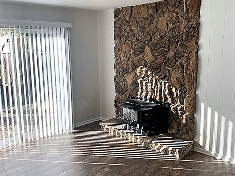 1147 Echo Rd — Photo 3