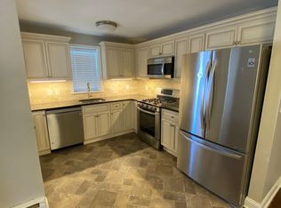 563 Furnace St, Emmaus, PA 18049