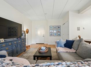 995 Massachusetts Ave APT 102, Arlington, MA 02476