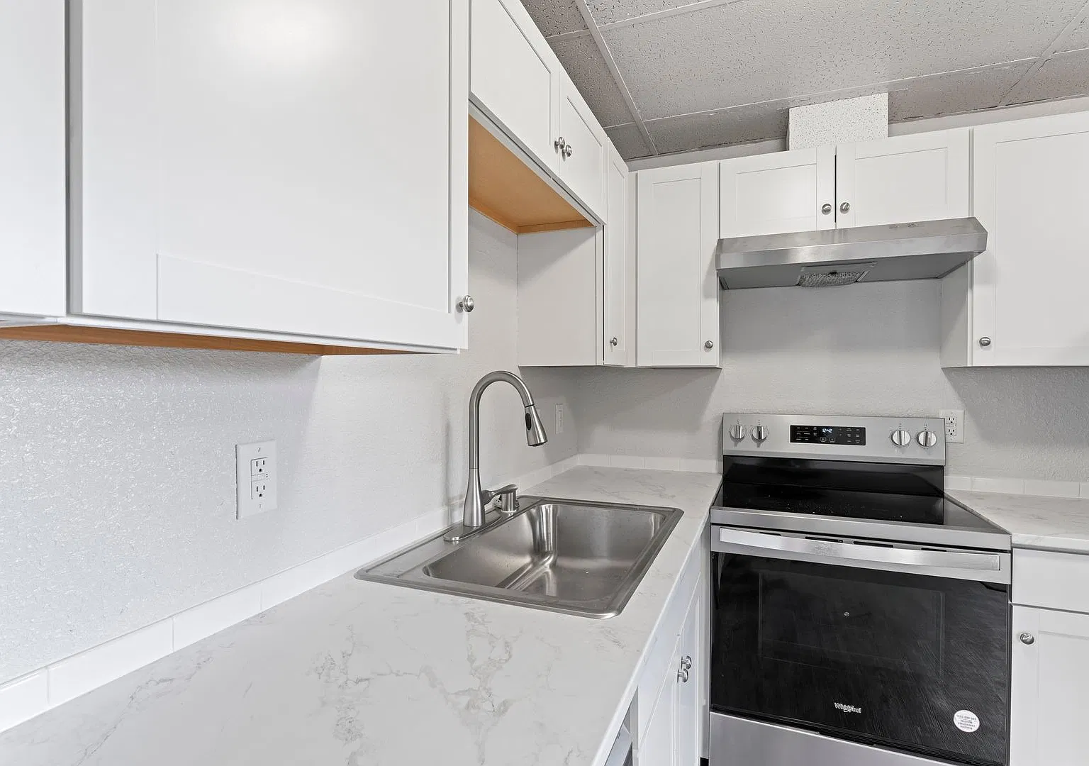 Mellen LH - Camelot 406 — Photo 4