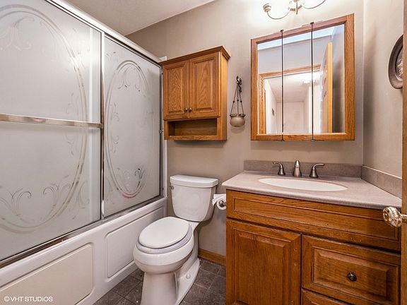 4th image of 5356 Niven Ln