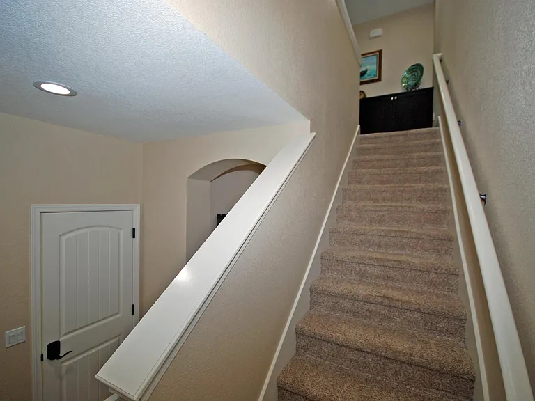 1189 Galeria Cir — Photo 26