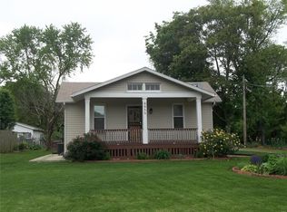 9955 South Rd, Fairview Heights, IL 62208