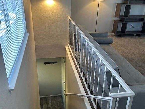 3rd image of 1480 Dorothy Ave Unit 4
