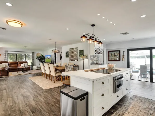 1695 NW 42nd Street, Oakland Park, FL 33309