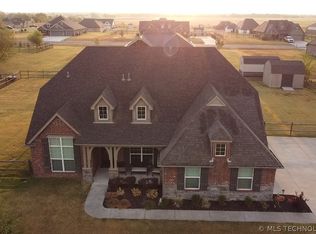 13517 N 57th East Pl, Collinsville, OK 74021