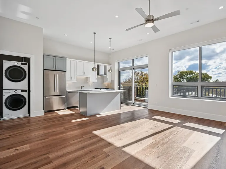 6700 North Ave — Photo 3