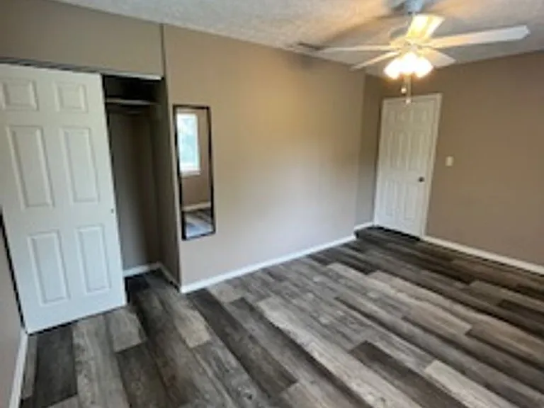4904 W 19th Ct — Photo 13