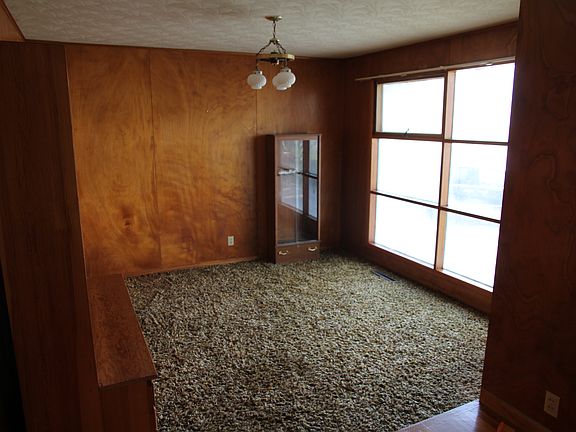 3rd image of 1132 Pasadena Pl