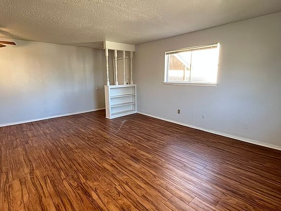 5th image of 3752 N Nicklas Ave #0