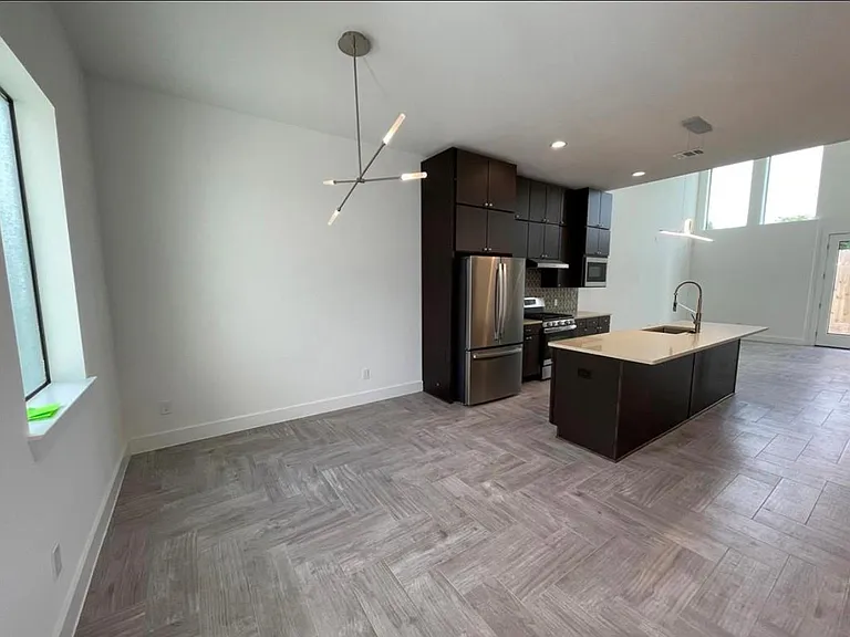 1703 Cedrocanna Ln — Photo 5
