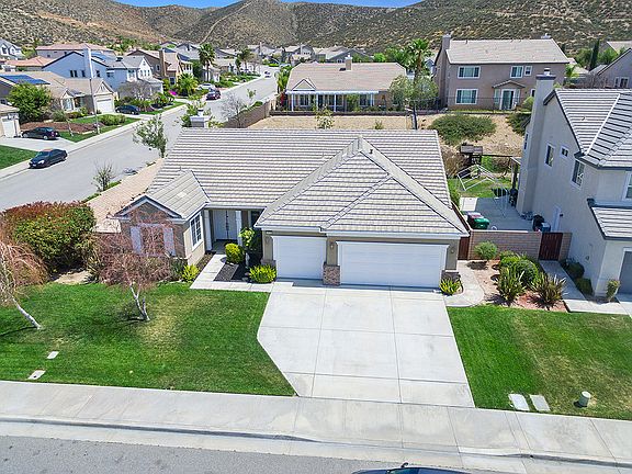5th image of 28586 Woodchester Way