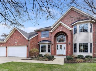 1529 Robinhood Ln, La Grange Park, IL 60526