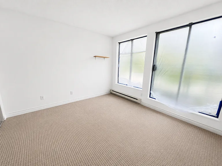 2628 Ash St #308 — Photo 6