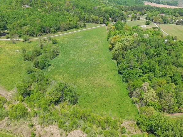 Collins Rd, Hamptonville, NC 27020