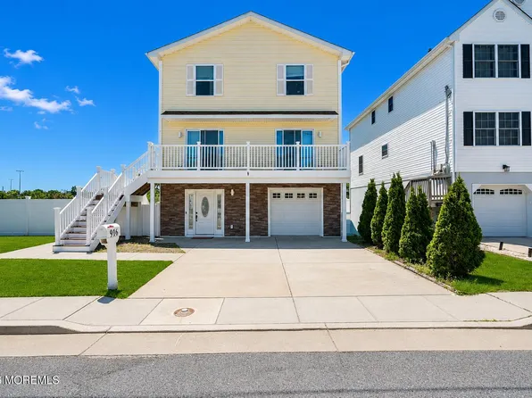 916 2nd Street, Union Beach, NJ 07735