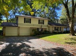 916 Huntington Cir, Hixson, TN 37343