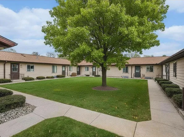 4886 Weston Ave, Kalamazoo, MI 49006