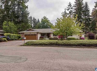 2114 W 8th St, Port Angeles, WA