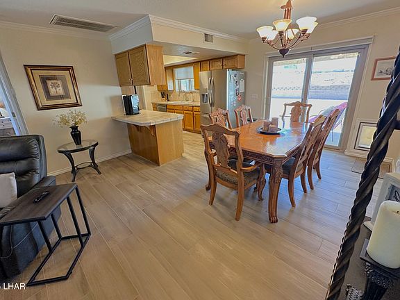 4th image of 2684 Inverness Dr