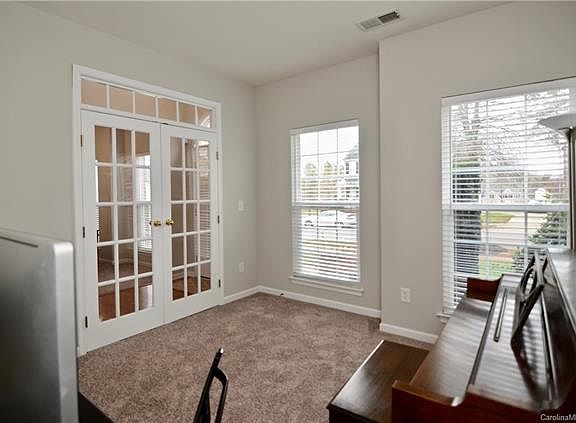 4th image of 2591 Bethesda Oaks Dr