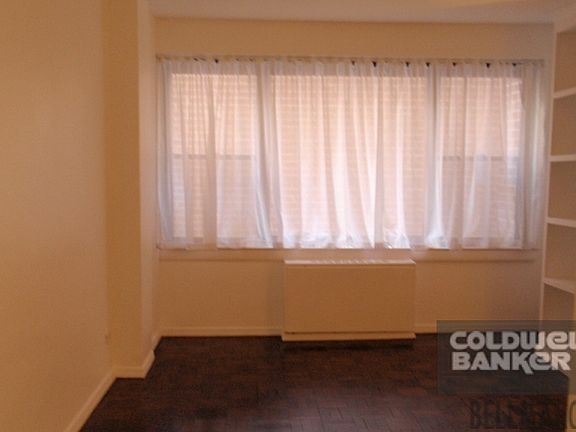 3rd image of 301 E 64th St APT 4H