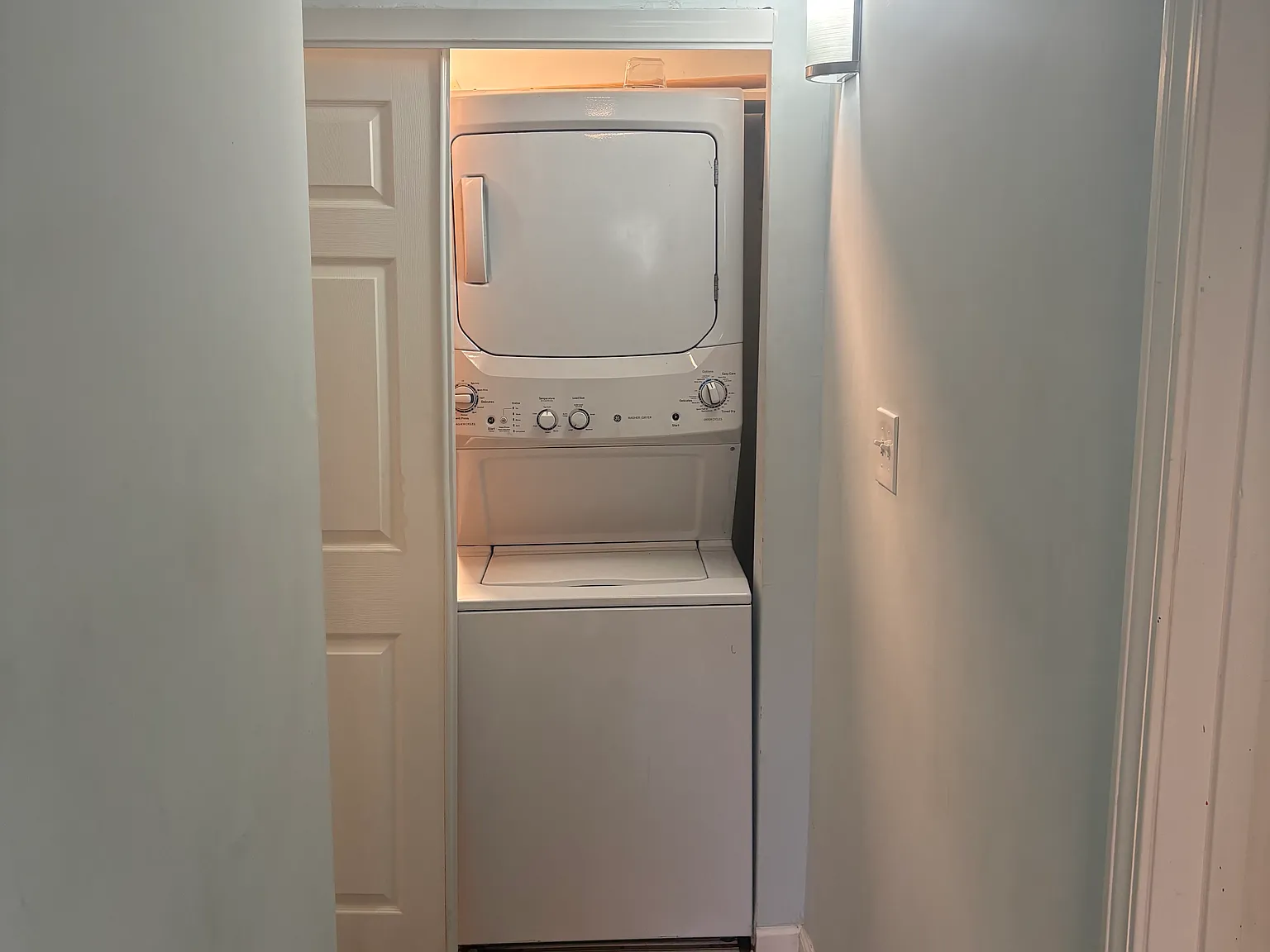 2 bed, 700 sqft, $1,800 — Photo 4