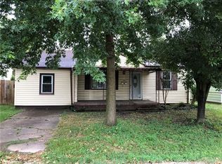 1409 Main Ave, Nitro, WV 25143