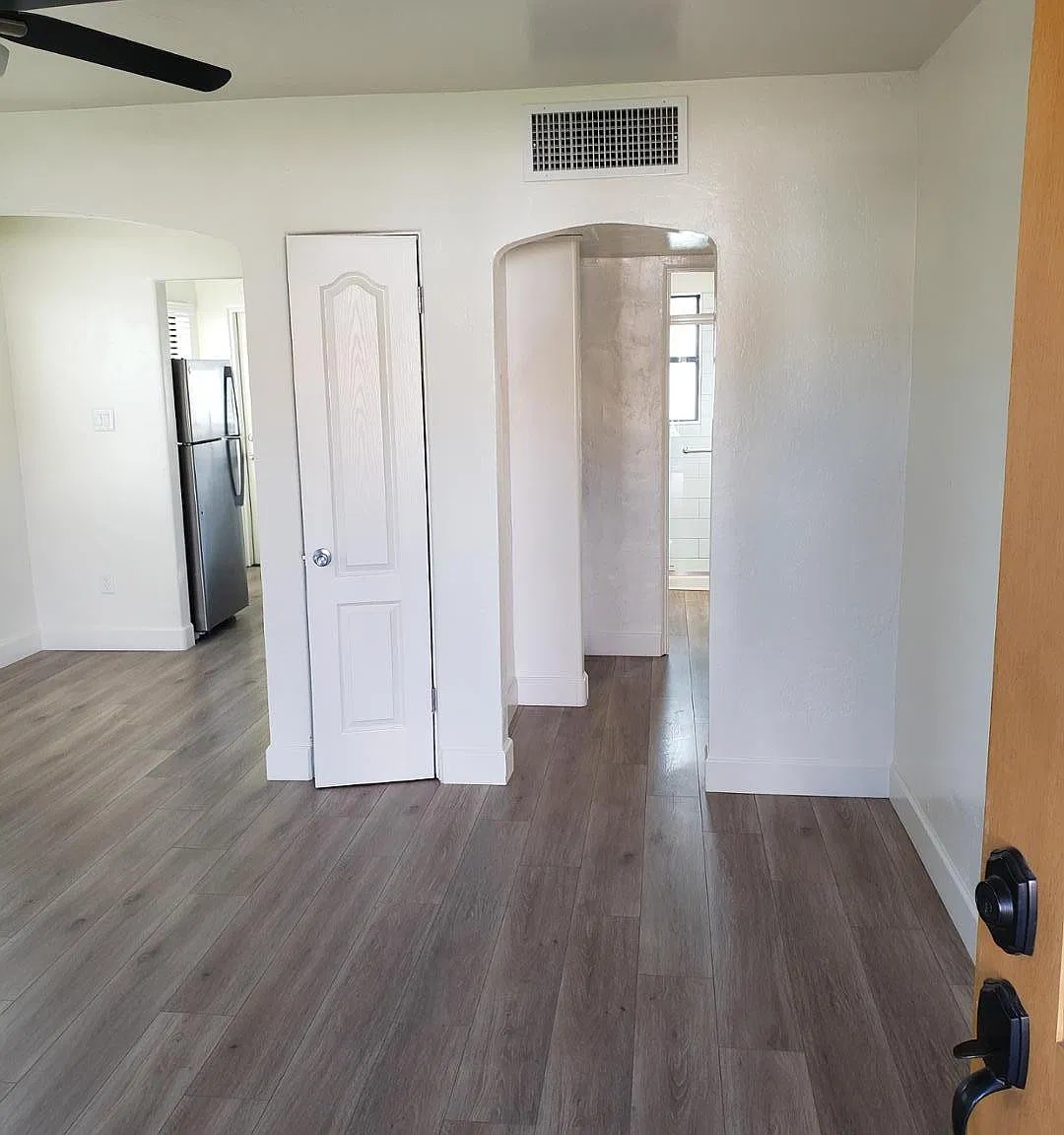 2 bed, 1.0 bath, 800 sqft, $1,450 — Photo 1