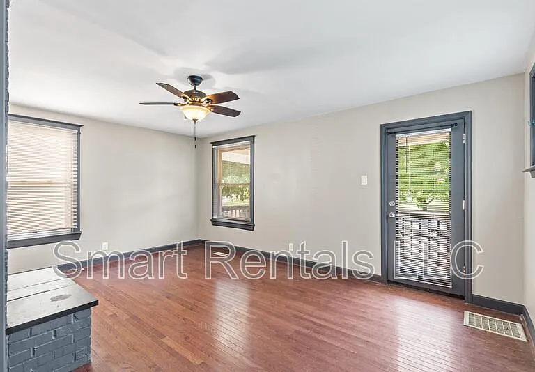3627 Cambridge Ave — Photo 9