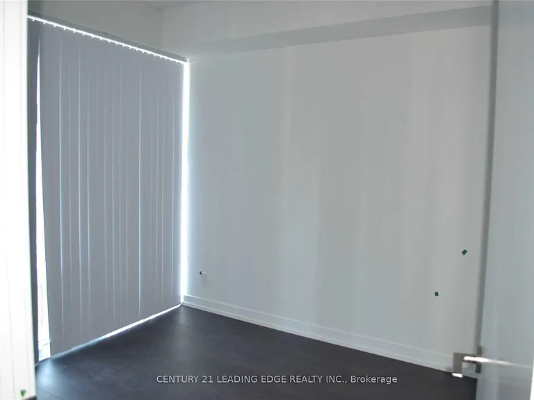 60 Shuter St #PH-201 — Photo 9