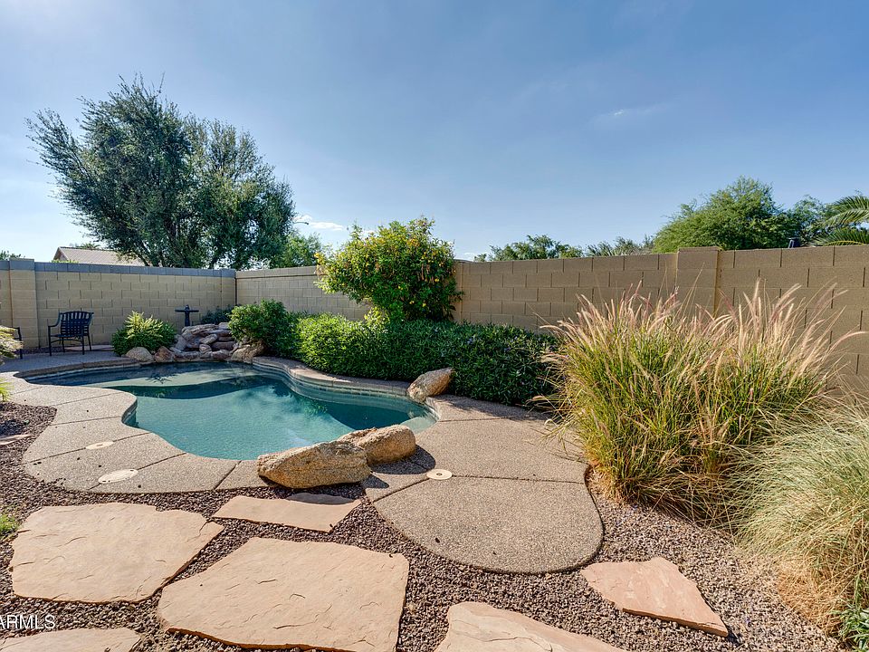 1st image of 14332 W Mitchell Drive