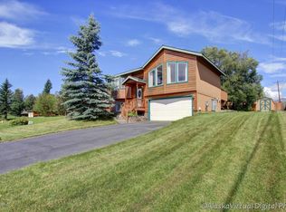 661 S Williwaw Dr, Palmer, AK 99645