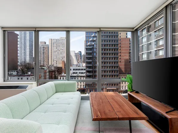 303 E 33rd St #7N, New York, NY 10016