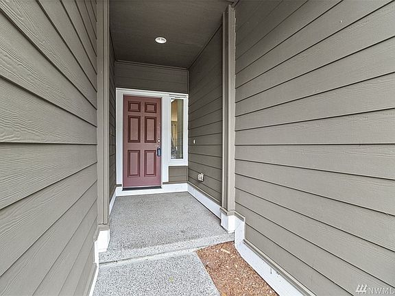 3rd image of 4118 148th St SW APT D2