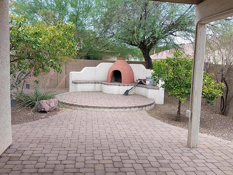 7634 W August Moon Pl — Photo 1
