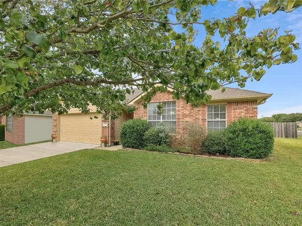 107 N Pauley Dr, Hutto, TX 78634
