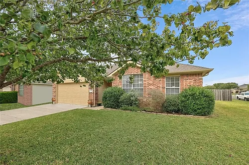 107 N Pauley Dr Photo 1