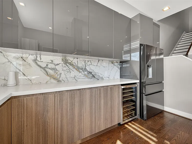 5919 E Post Oak Ln — Photo 17