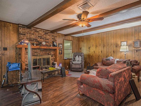 3rd image of 39 Lake Dr