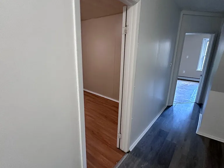 653 Beatty St #2 — Photo 9