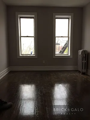 Rented by BRICK & GALO REALTY CORP | media 9