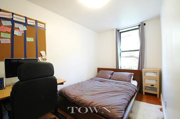 2nd image of 14 Spring St APT 3