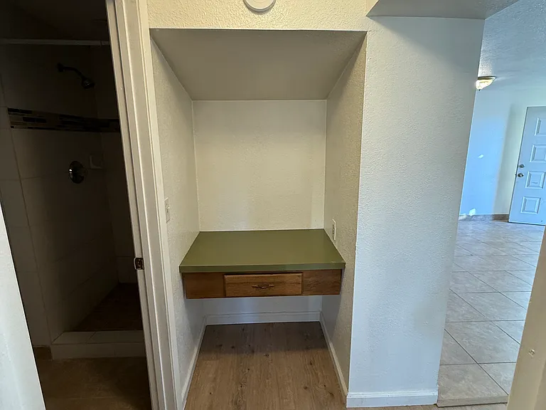 4805 Eisan Ave — Photo 5