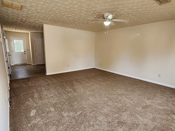 2nd image of 2942 Fields Dr
