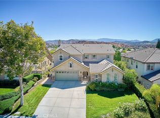 28410 Agajanian Dr, Santa Clarita, CA 91390